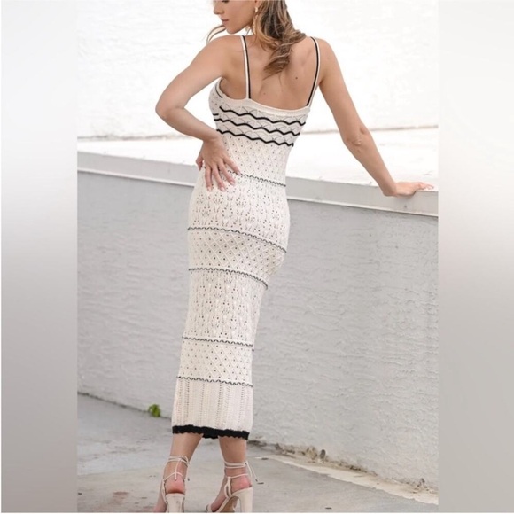 Olive + Oak Crochet Summer Boho Midi Dress - Picture 4 of 5